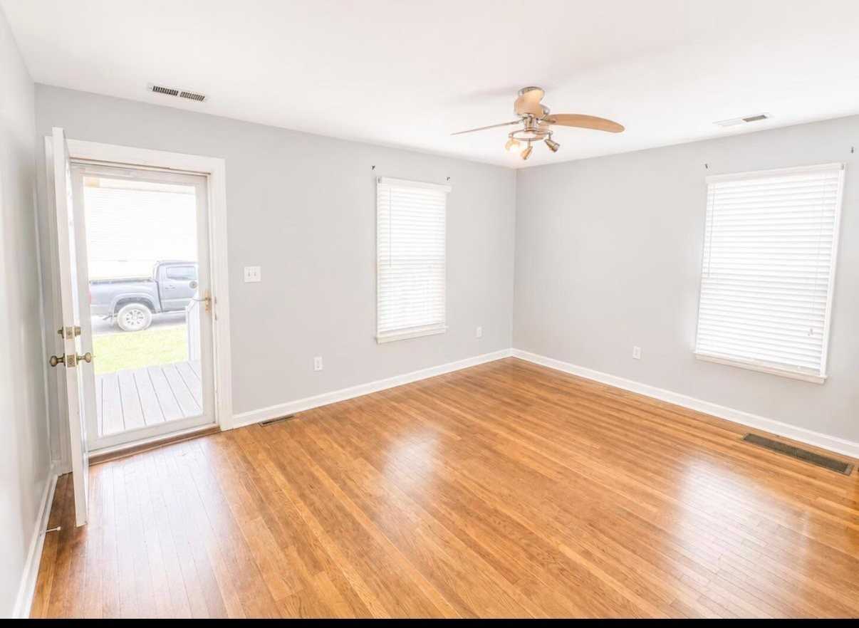 1043 Crescent Ave - Photo 2 of 12