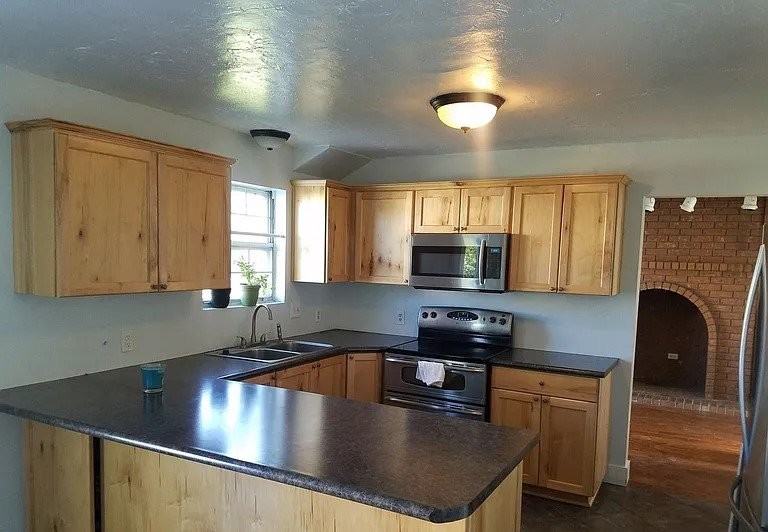 814 South - Photo 2 of 18