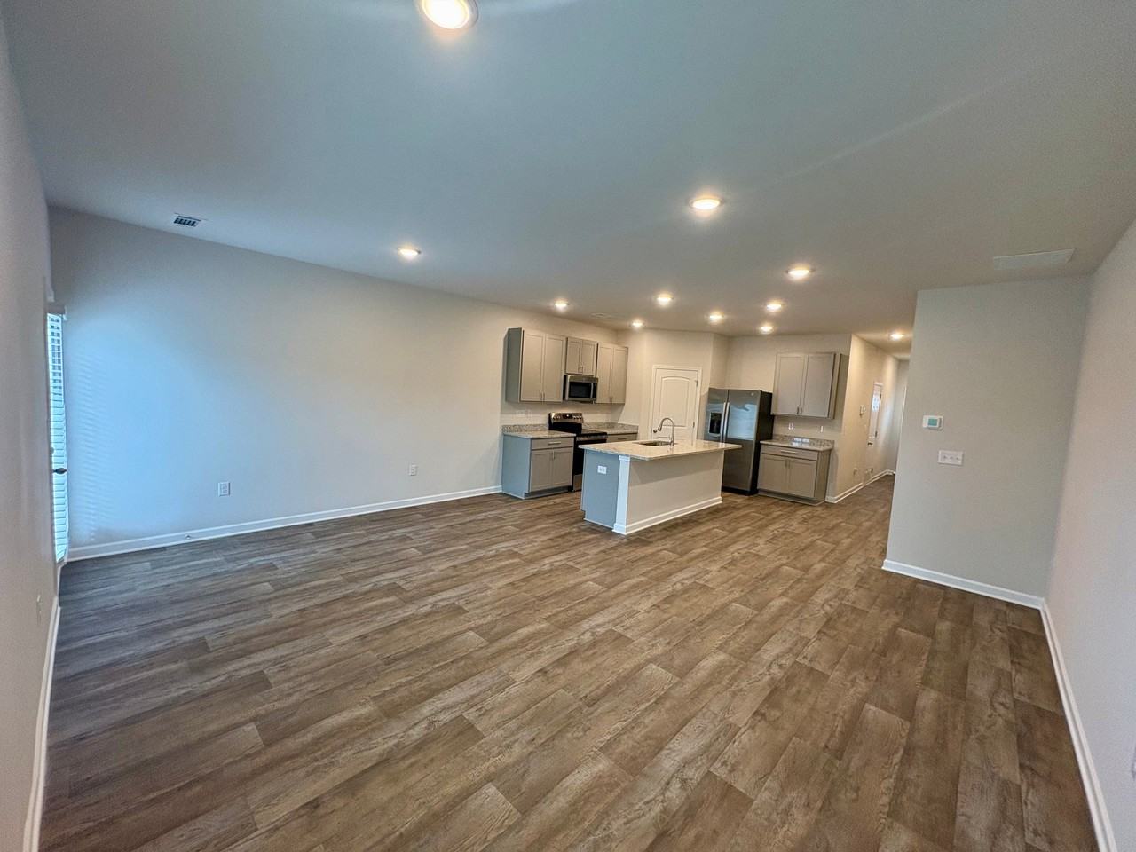 5252 Magnolia Grove Way - Photo 2 of 19