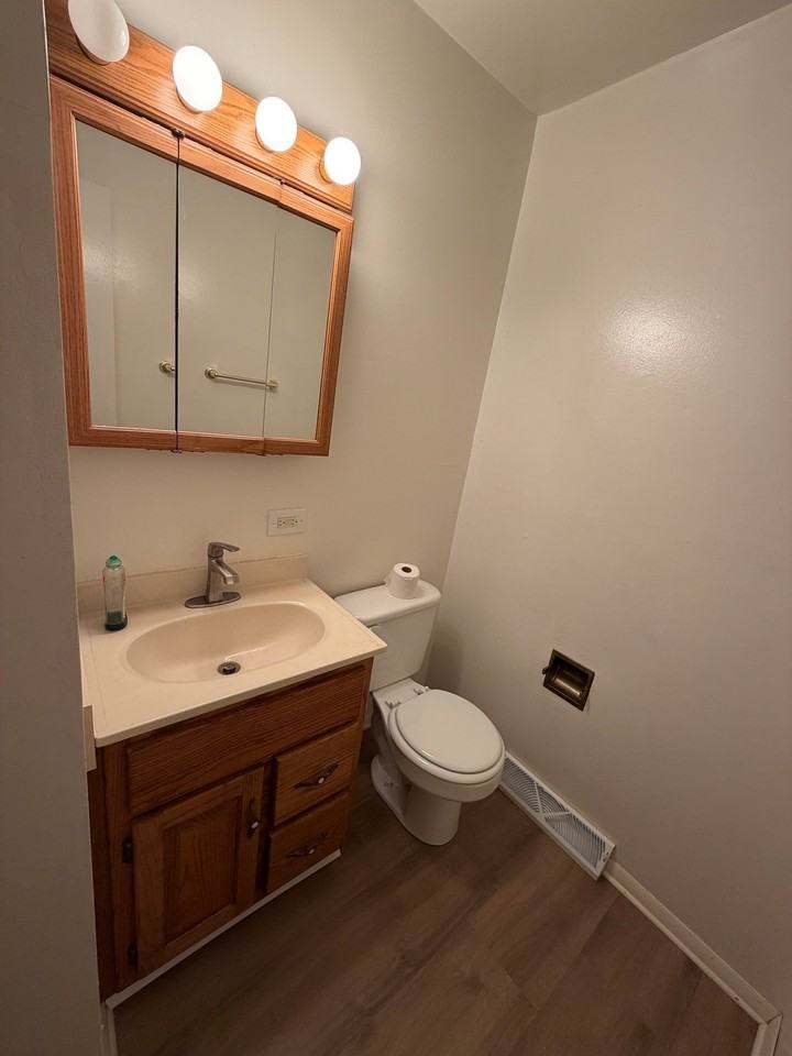 5013 Euclid Ln - Photo 5 of 18