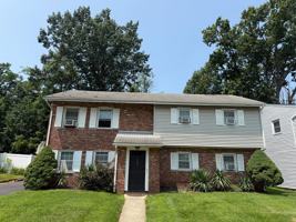 featured image of 105 Garfield Ave #1