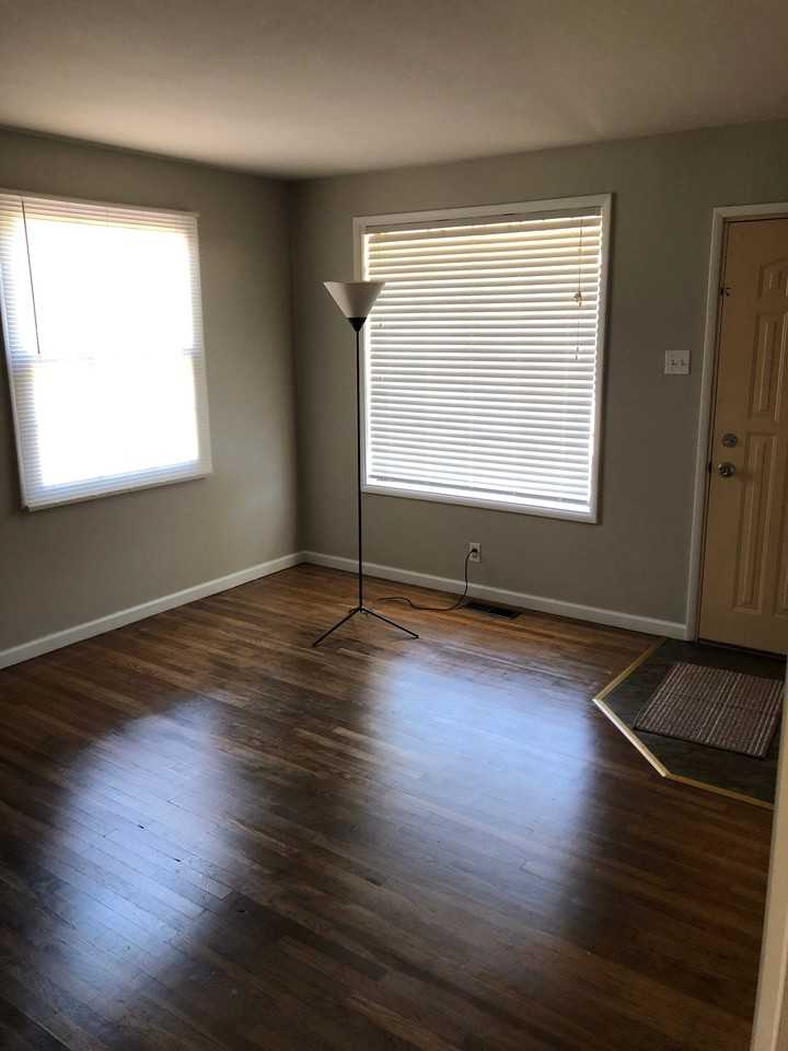 12125 Hillcrest Pl - Photo 4 of 6