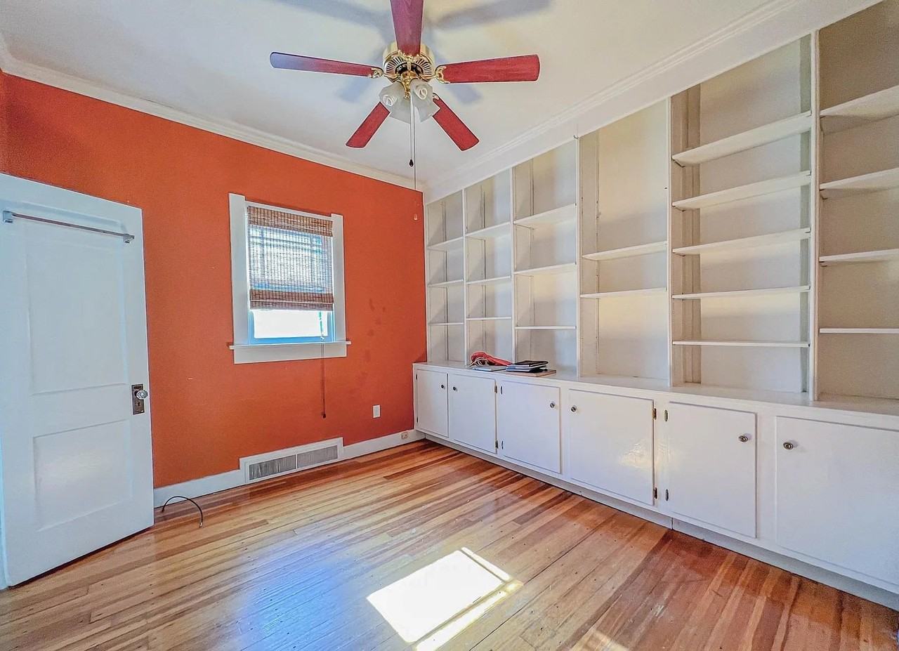 709 E 5th St - Photo 5 of 20