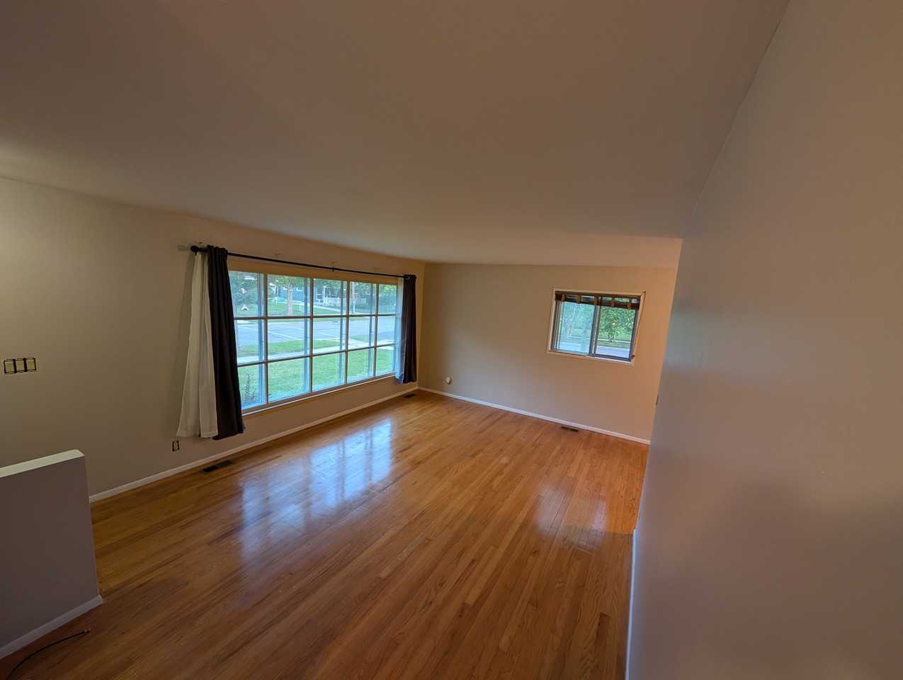 2734 Hampshire Rd #NA - Photo 6 of 30