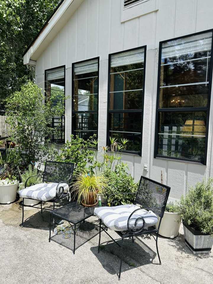 2411 Texas Ave #B - Photo 6 of 11