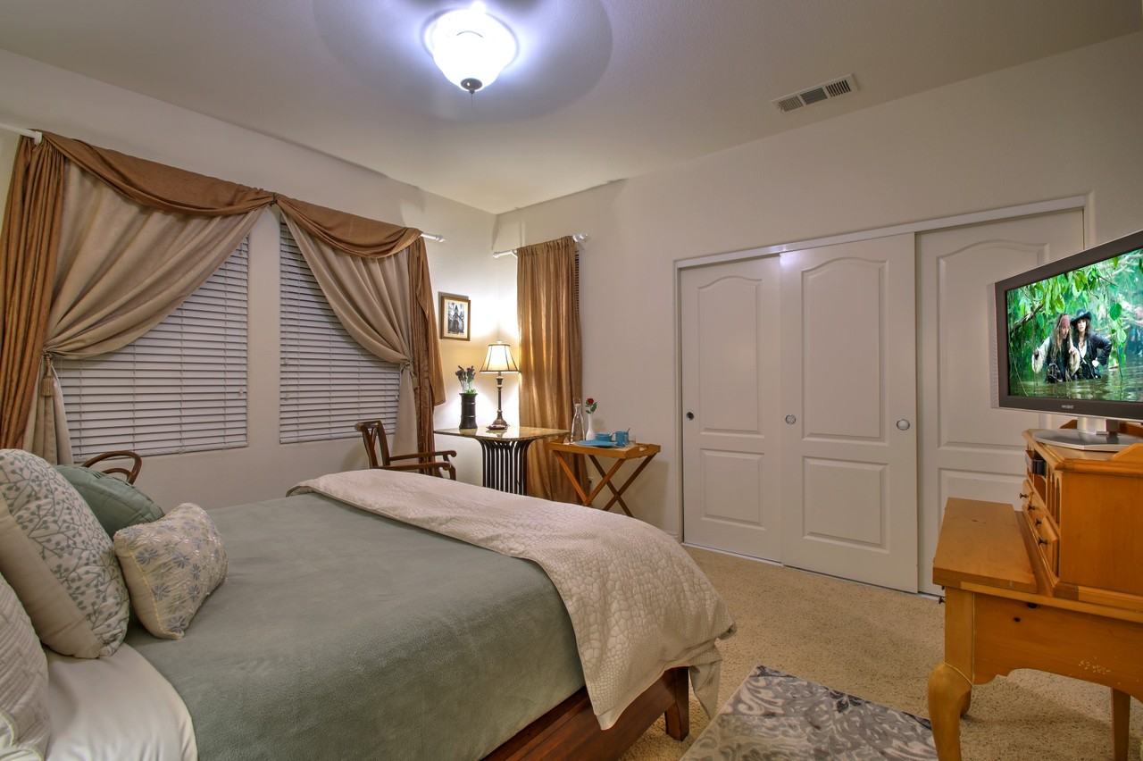 Private Suite In San Elijo Hills #NA - Photo 3 of 4