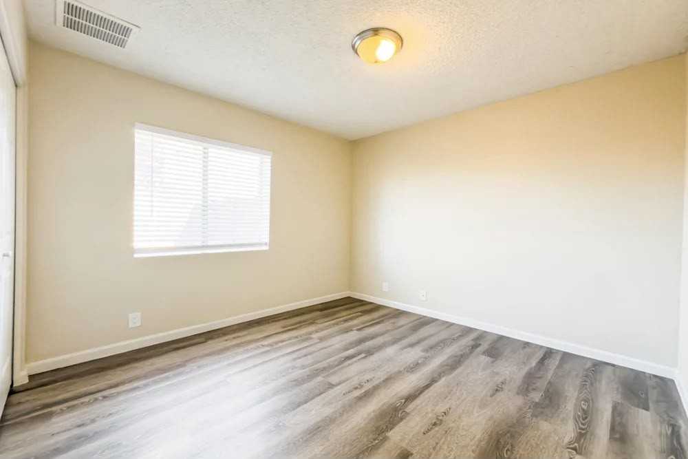 6533 S Marilyn Ann Dr #NA - Photo 2 of 7