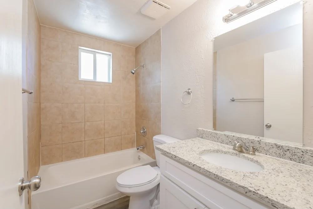 4309 Dearborn St #NA - Photo 2 of 6