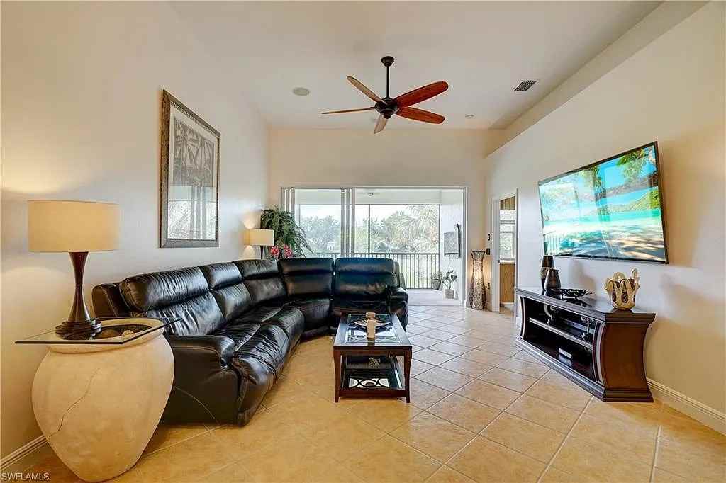 11081 Corsia Trieste Way #204 - Photo 4 of 23