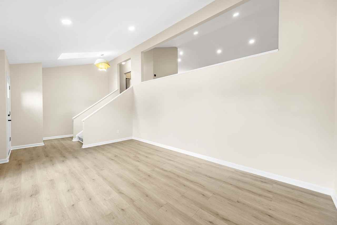 1216 Waldo Way #NA - Photo 4 of 21