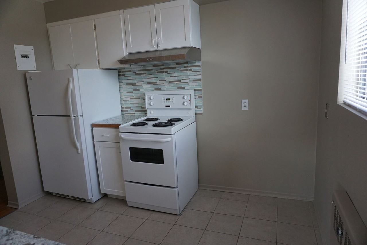 1904 12 Ave Sw - Photo 5 of 16