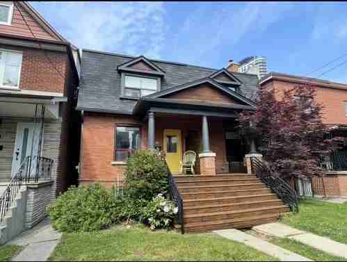 792 Gladstone Ave - Photo 2 of 7