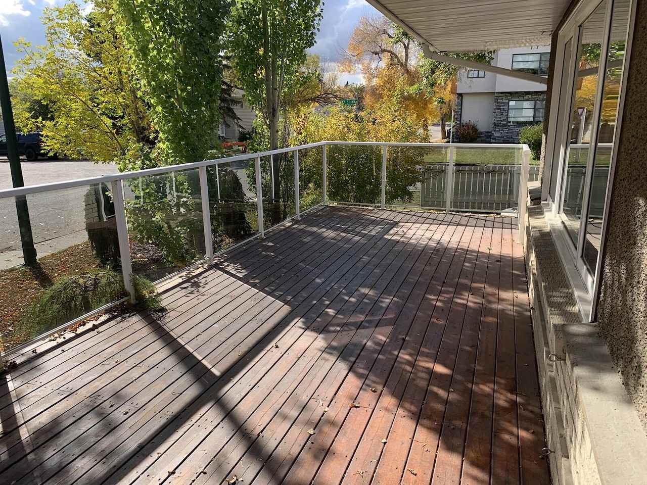 1724 25 Ave Nw - Photo 5 of 20