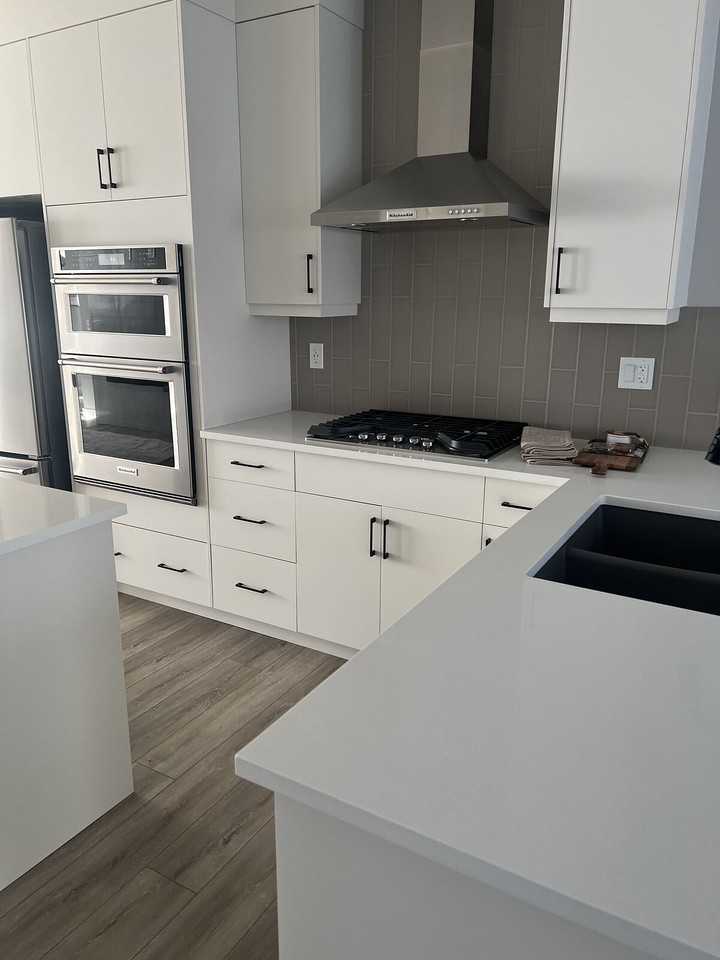 431 Sovereign Common Sw - Photo 6 of 14