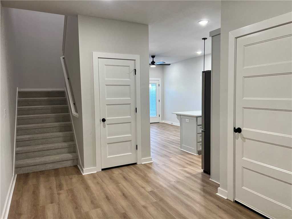 1715 Cuppett Cir - Photo 5 of 15