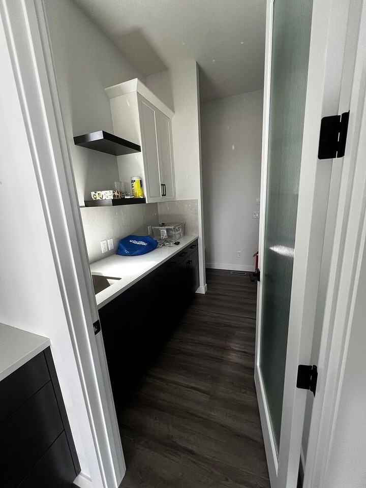 16 Grayling Rd - Photo 3 of 21