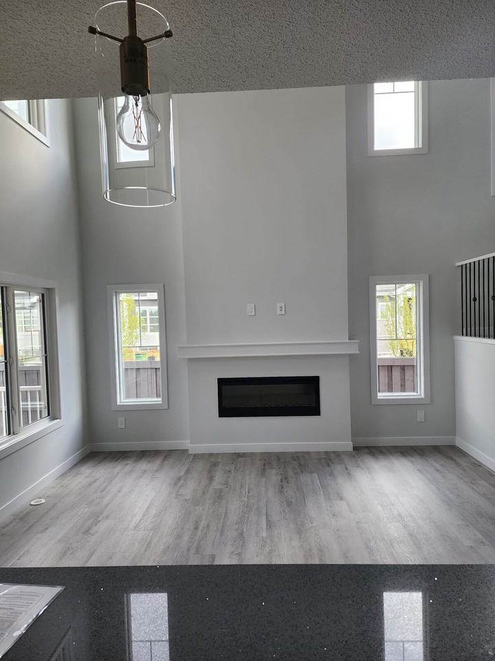 3104 167 St Sw - Photo 3 of 17