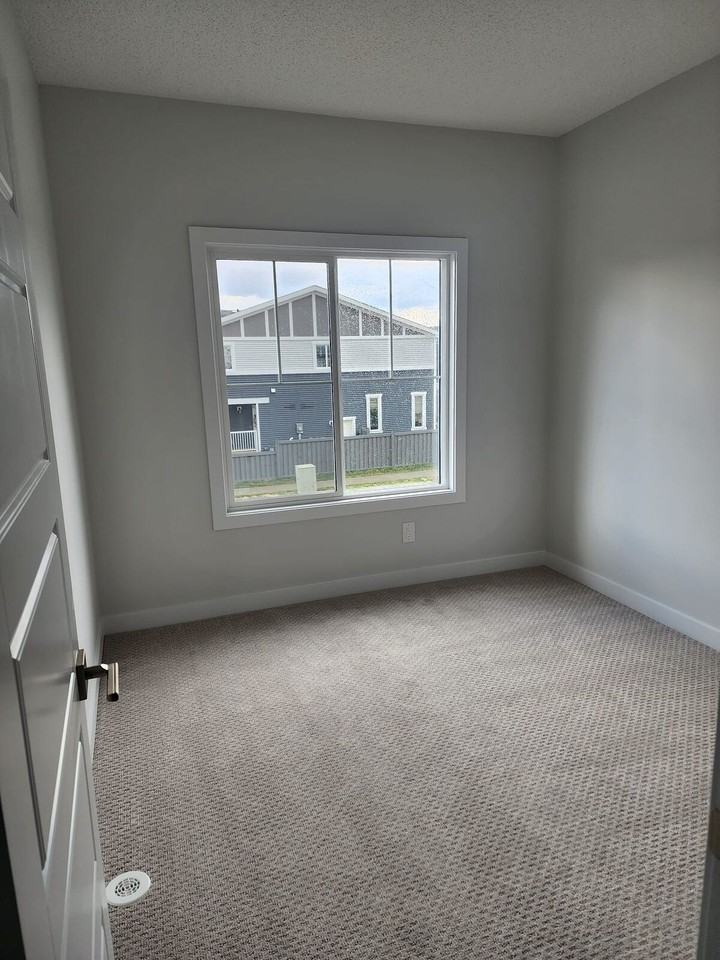 3104 167 St Sw - Photo 7 of 17