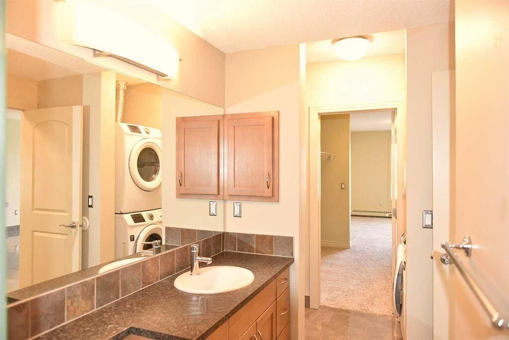 3101 34 Ave Nw - Photo 5 of 15