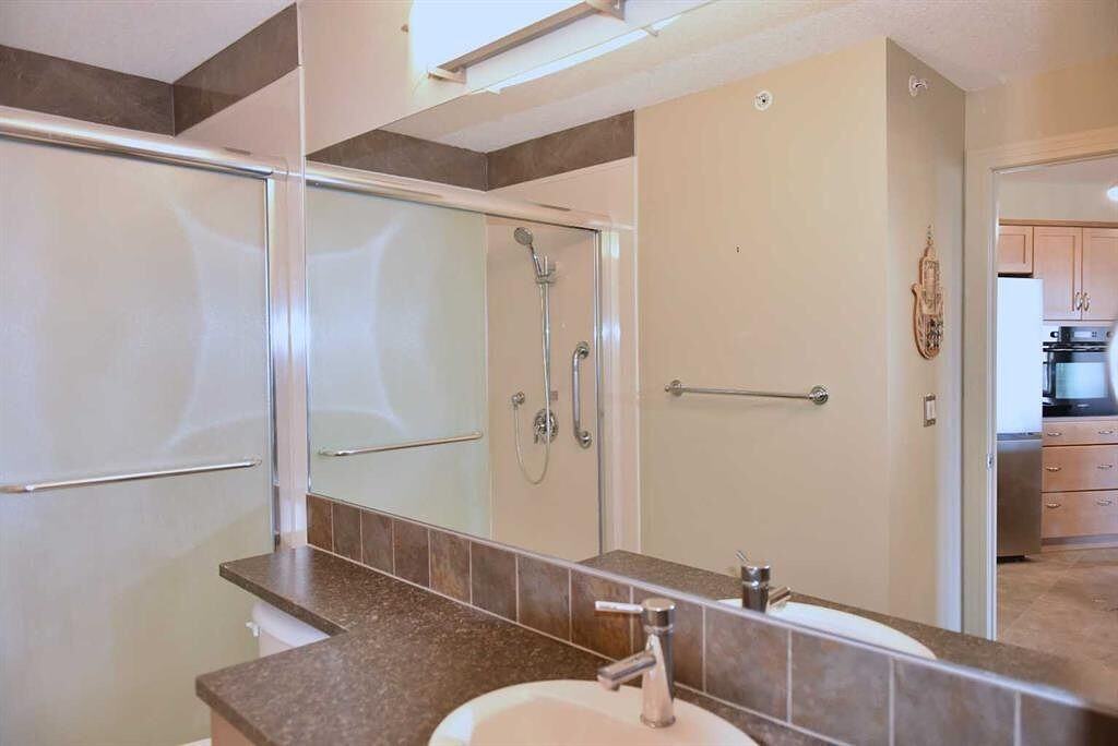 3101 34 Ave Nw - Photo 6 of 15