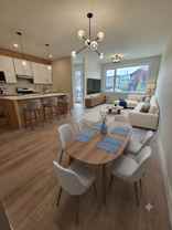 4428 17 Ave Nw - Photo 1 of 1