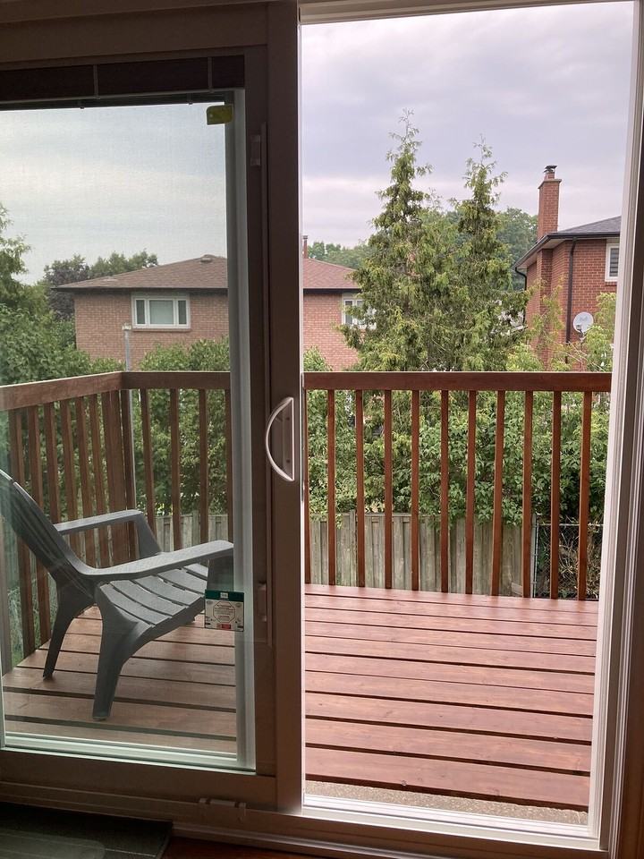 10 Fredrick Mowat Lane - Photo 6 of 13