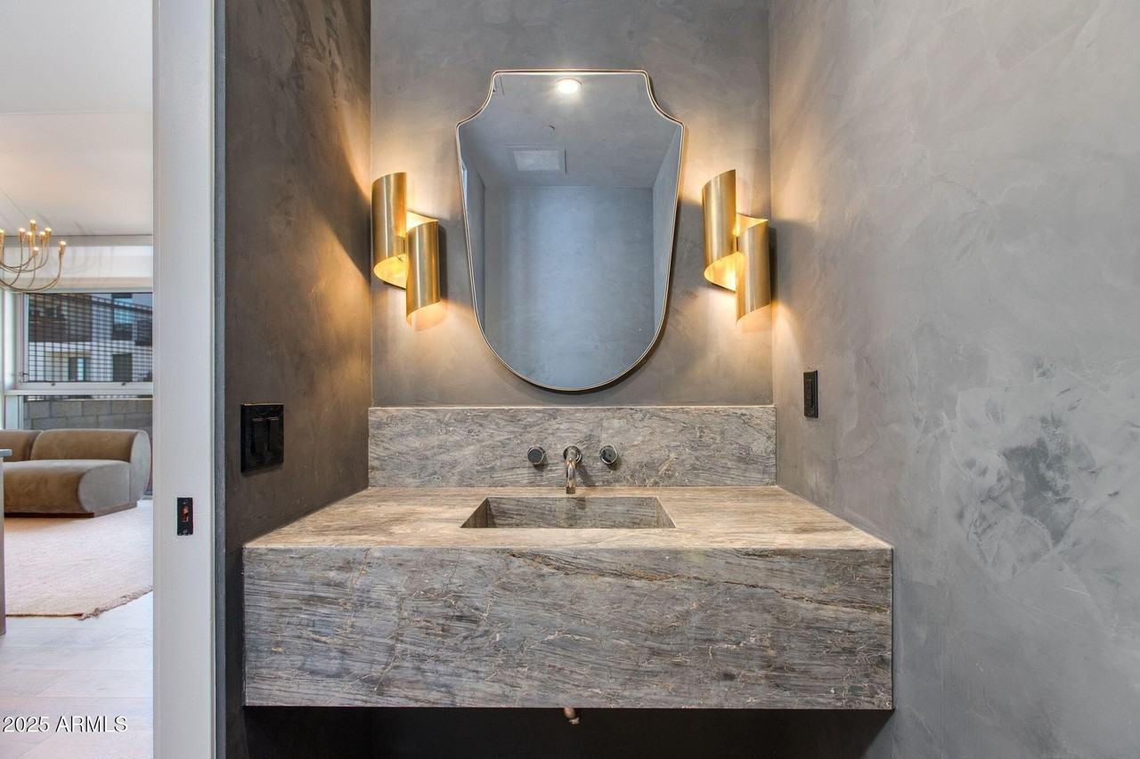 4747 N Scottsdale Rd #4007 - Photo 4 of 11