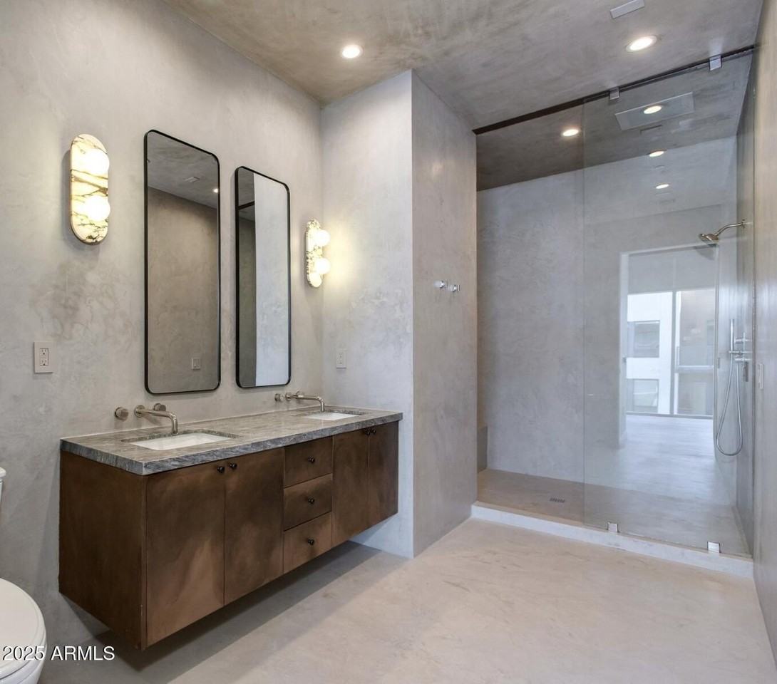 4747 N Scottsdale Rd #4007 - Photo 6 of 11