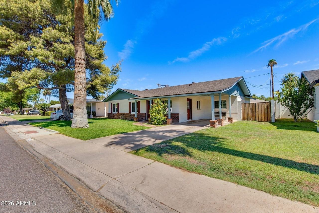 3412 E Turney Ave - Photo 3 of 35