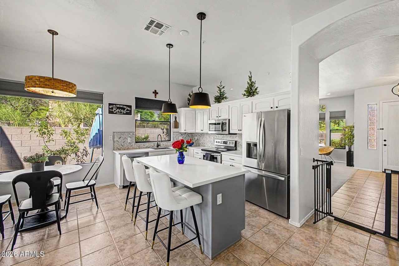 10618 E Morning Star Dr - Photo 4 of 25