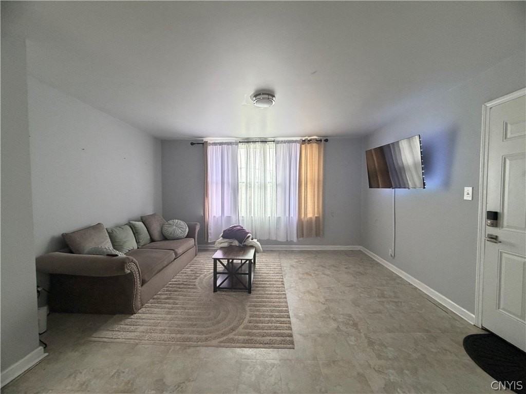 1628 Steuben St - Photo 2 of 6