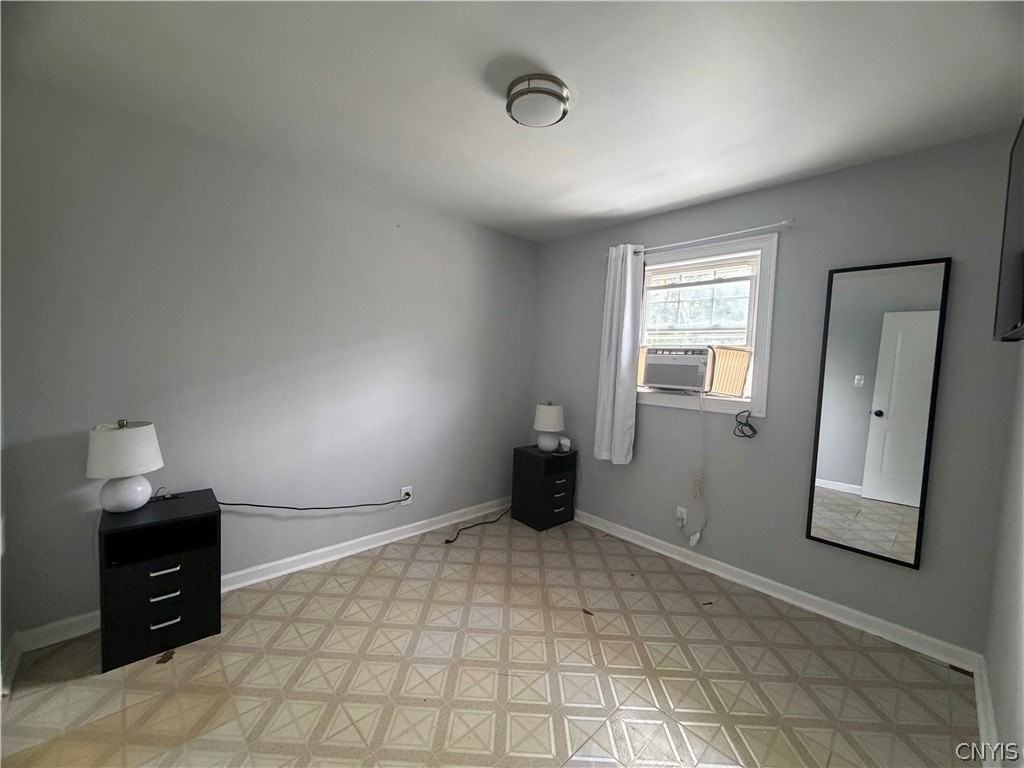 1628 Steuben St - Photo 6 of 6