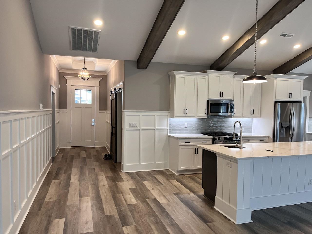 8805 Nottoway Ave Nw - Photo 3 of 43