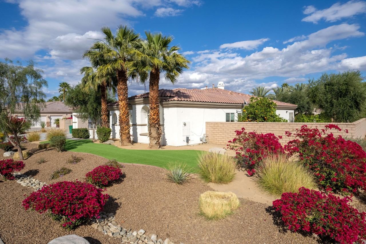 49392 Hohokam River St - Photo 5 of 50
