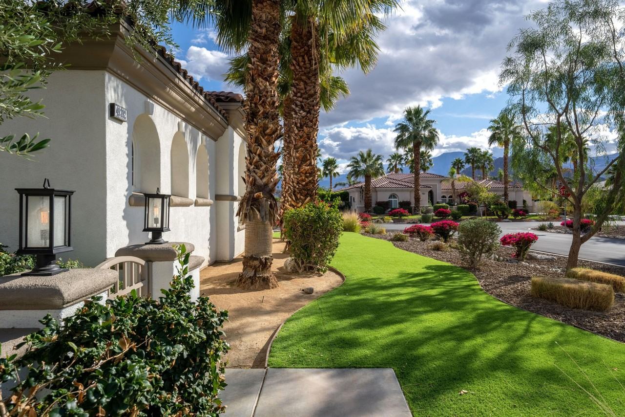 49392 Hohokam River St - Photo 6 of 50