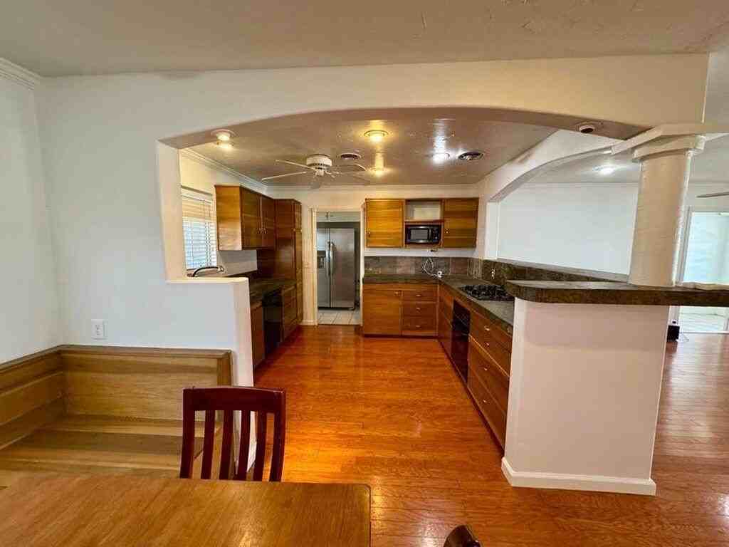 77110 Indiana Ave - Photo 2 of 11