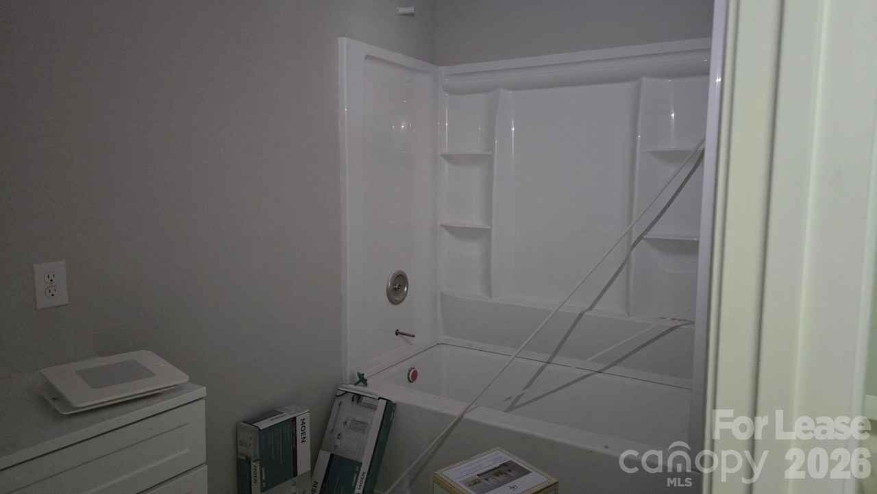 3309 Rollingwood Dr - Photo 3 of 5