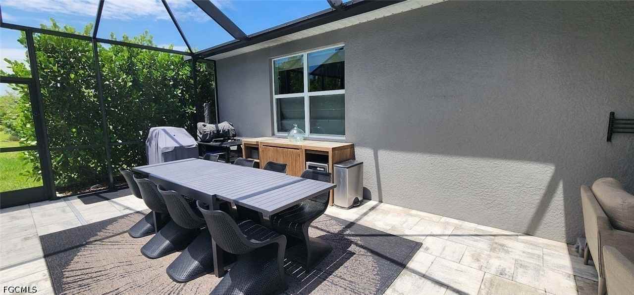 17569 Silverspur Dr - Photo 3 of 9