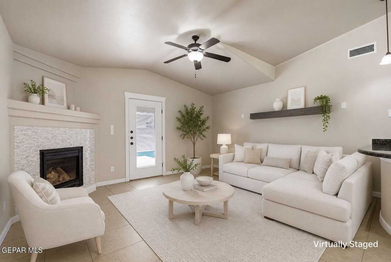 14124 Honey Point Dr - Photo 7 of 26