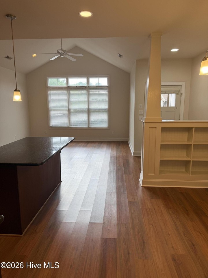 29 Elk Ridge Ln - Photo 3 of 18