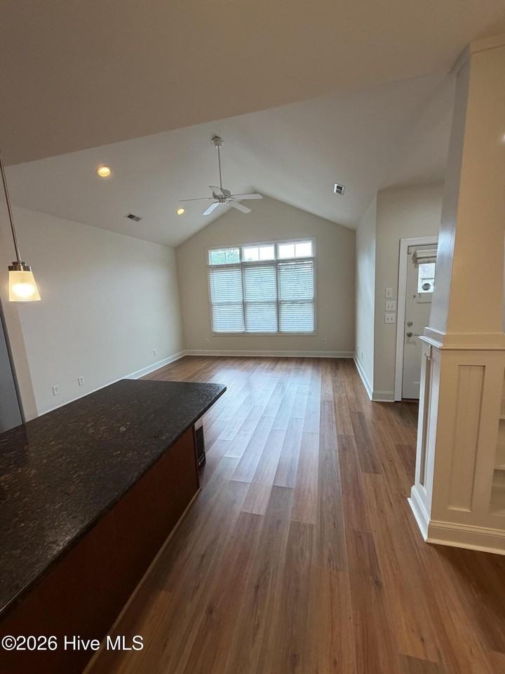 29 Elk Ridge Ln - Photo 6 of 18
