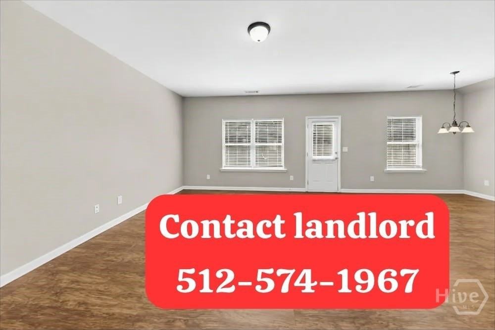 439 Village Broad St - Photo 5 of 14