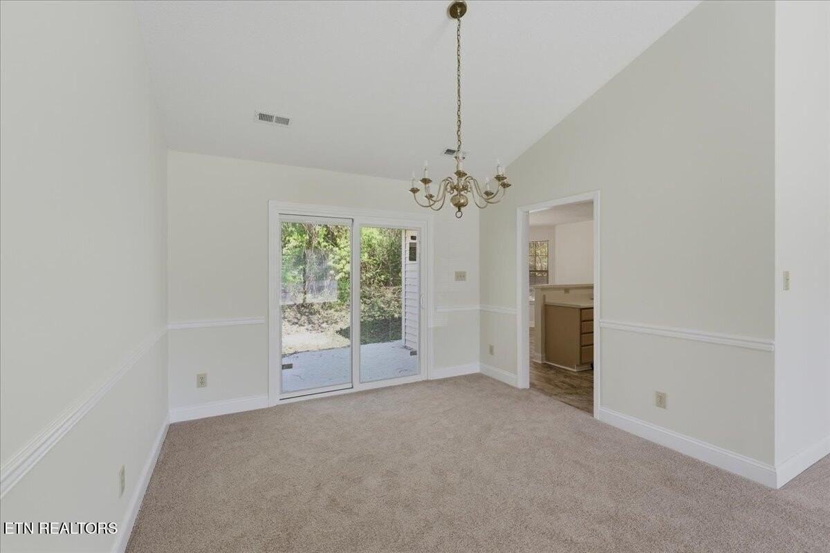 8765 Brucewood Ln - Photo 6 of 32