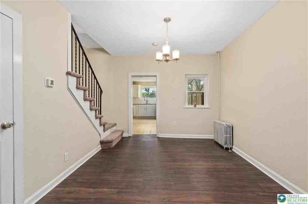 528 N Mohr St - Photo 7 of 28