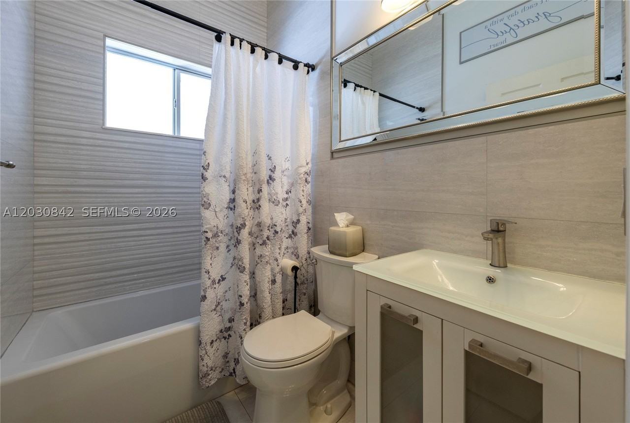 3073 Sw 140th Ave #3073 - Photo 4 of 21