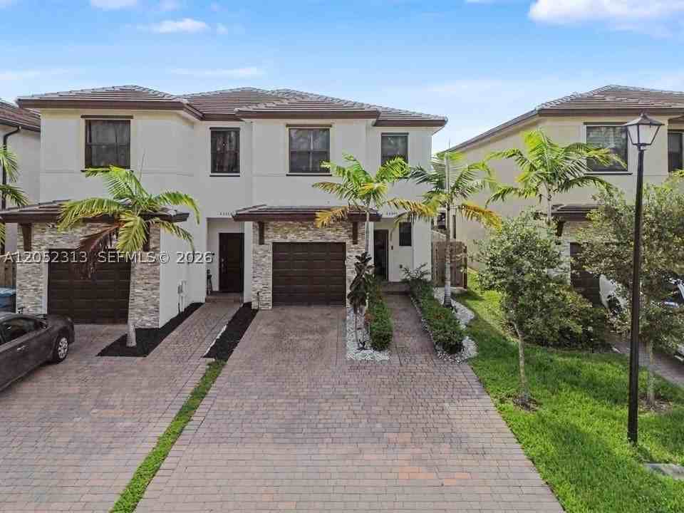 25545 Sw 109th Ave - Photo 2 of 36