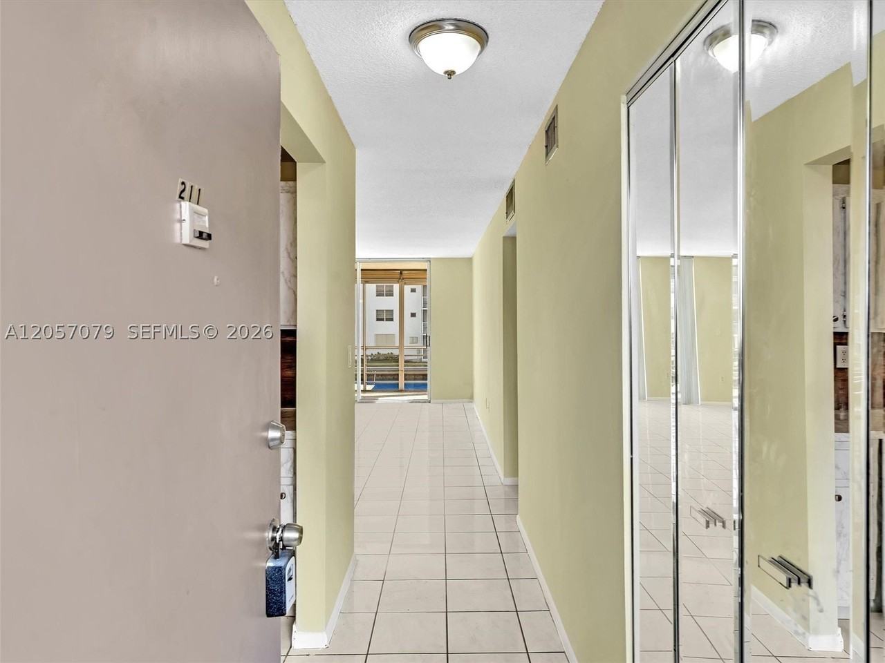 3600 Ne 170th St #211 - Photo 4 of 32