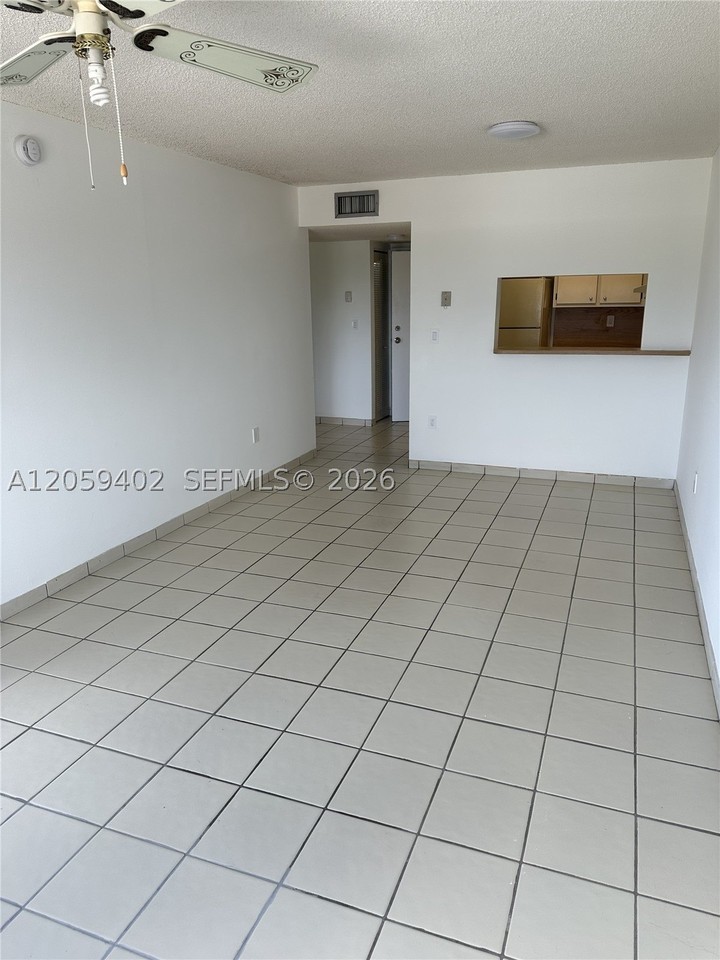 2046 W Flagler St #409 - Photo 3 of 13