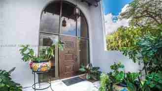 9280 Biscayne Blvd #E - Photo 1 of 1