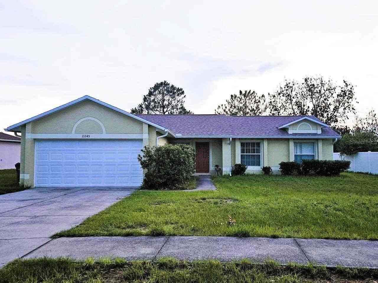 13345 Pinyon Dr